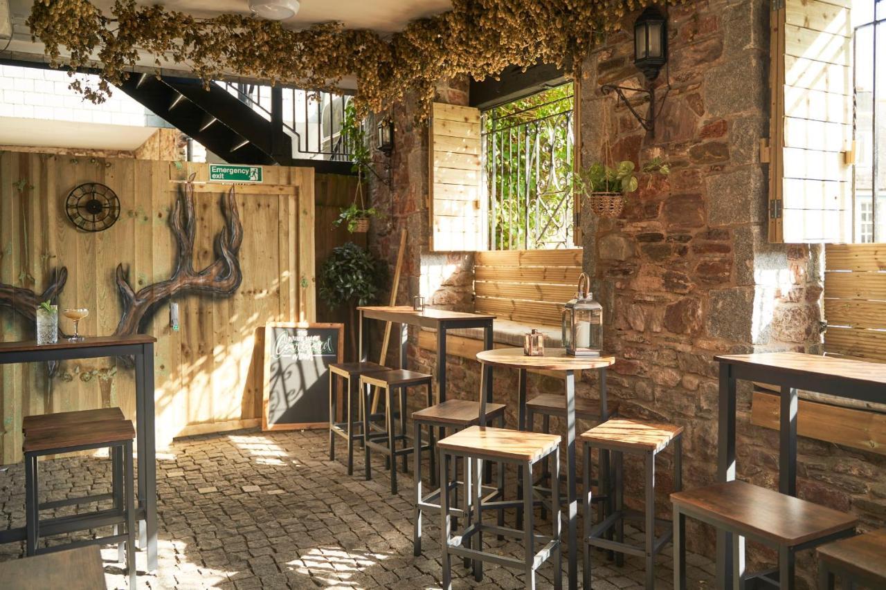 The White Hart Hotel Modbury Екстериор снимка