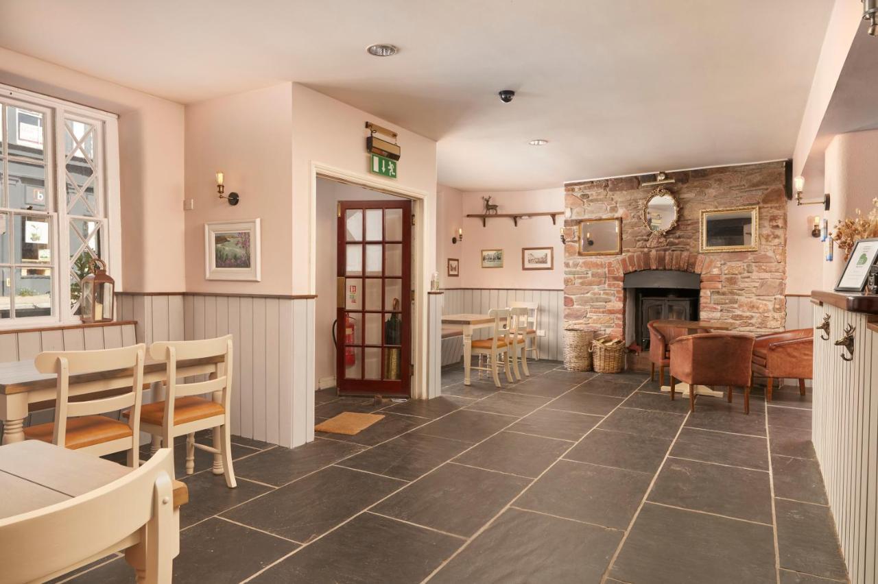 The White Hart Hotel Modbury Екстериор снимка