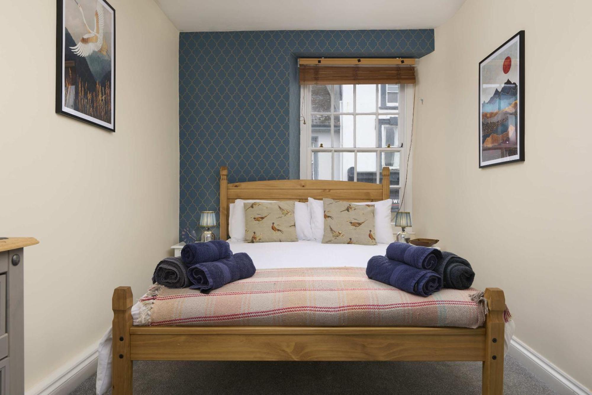 The White Hart Hotel Modbury Екстериор снимка