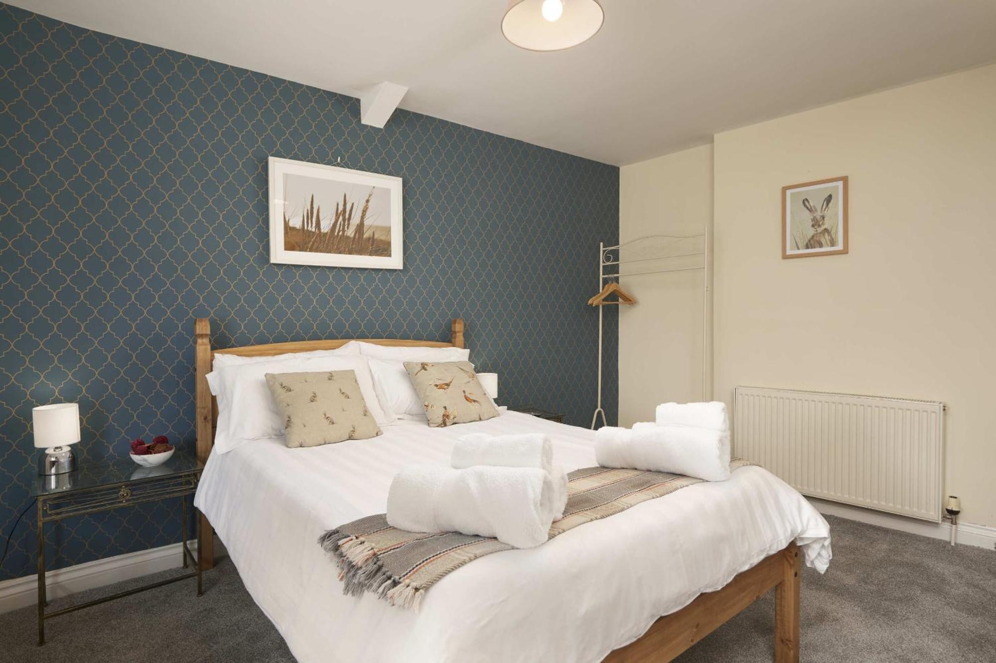 The White Hart Hotel Modbury Екстериор снимка